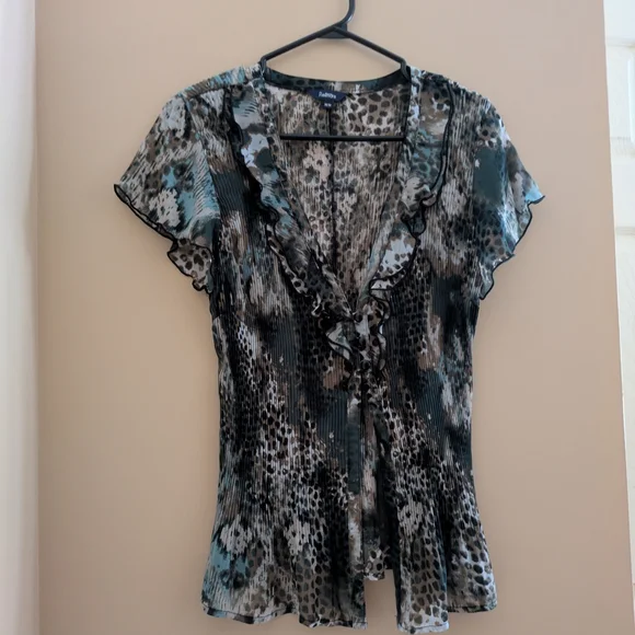 Chico's Animal Print Ruffle Blouse - Picture 1 of 2